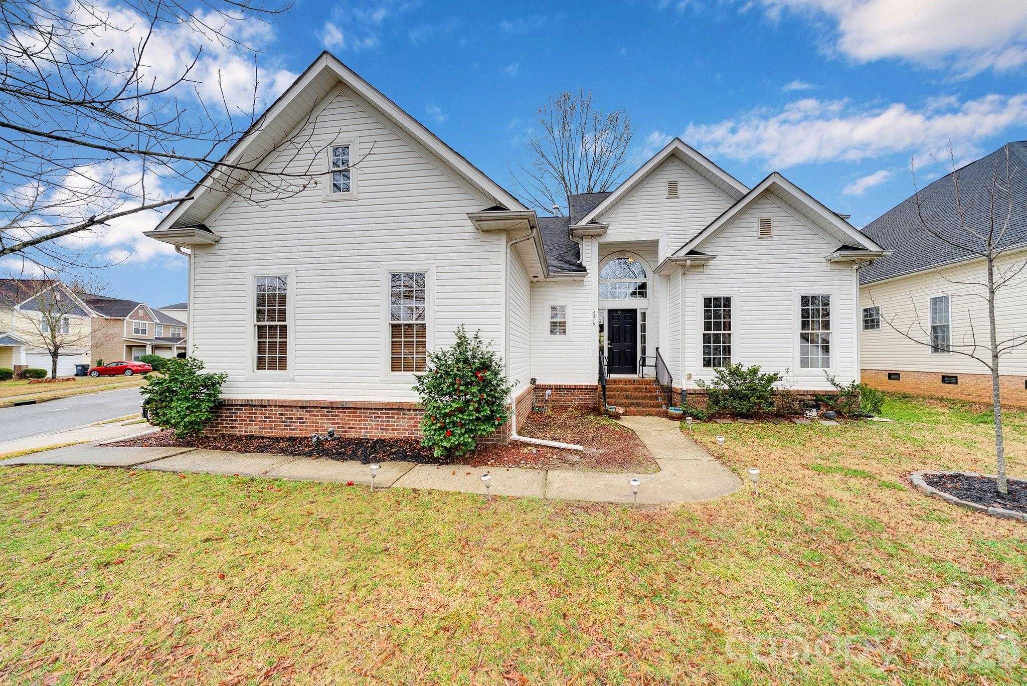 9319 Arbor Creek Drive Charlotte North Carolina United States, for Sale, residential, Kristen Haynes, New Home Buyers Brokers / Realty Pros
