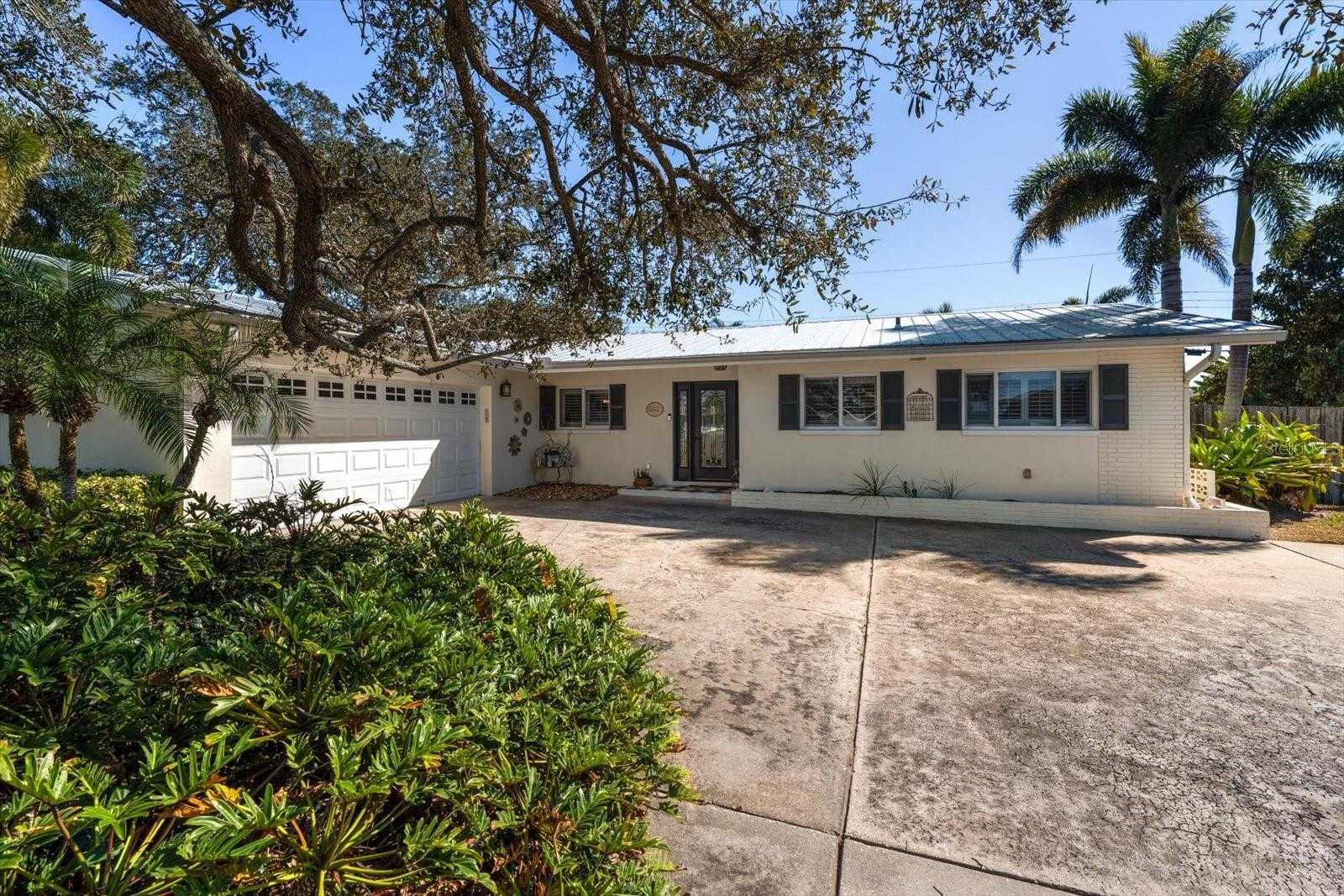 127 OAKWOOD DRIVE Largo Florida United States, for Sale, residential,  ,  Real Estate Brokerage & Consultation, Inc