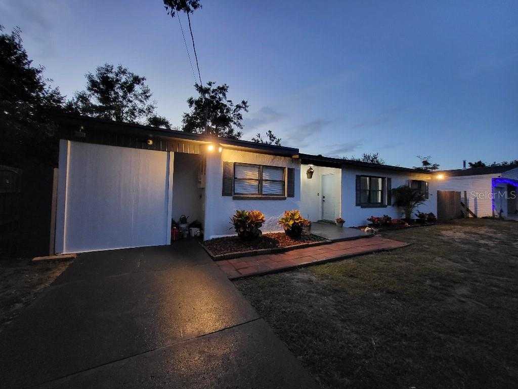 995 EMERALD DRIVE Mount Dora Florida United States, for Sale, residential,  , The Mount Dora Group 