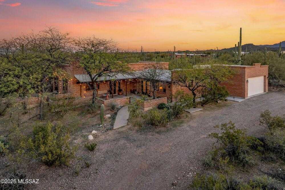 7055 Ina Road Tucson Arizona United States, for Sale, residential, Aaron Lieberman, TIERRA ANTIGUA REALTY