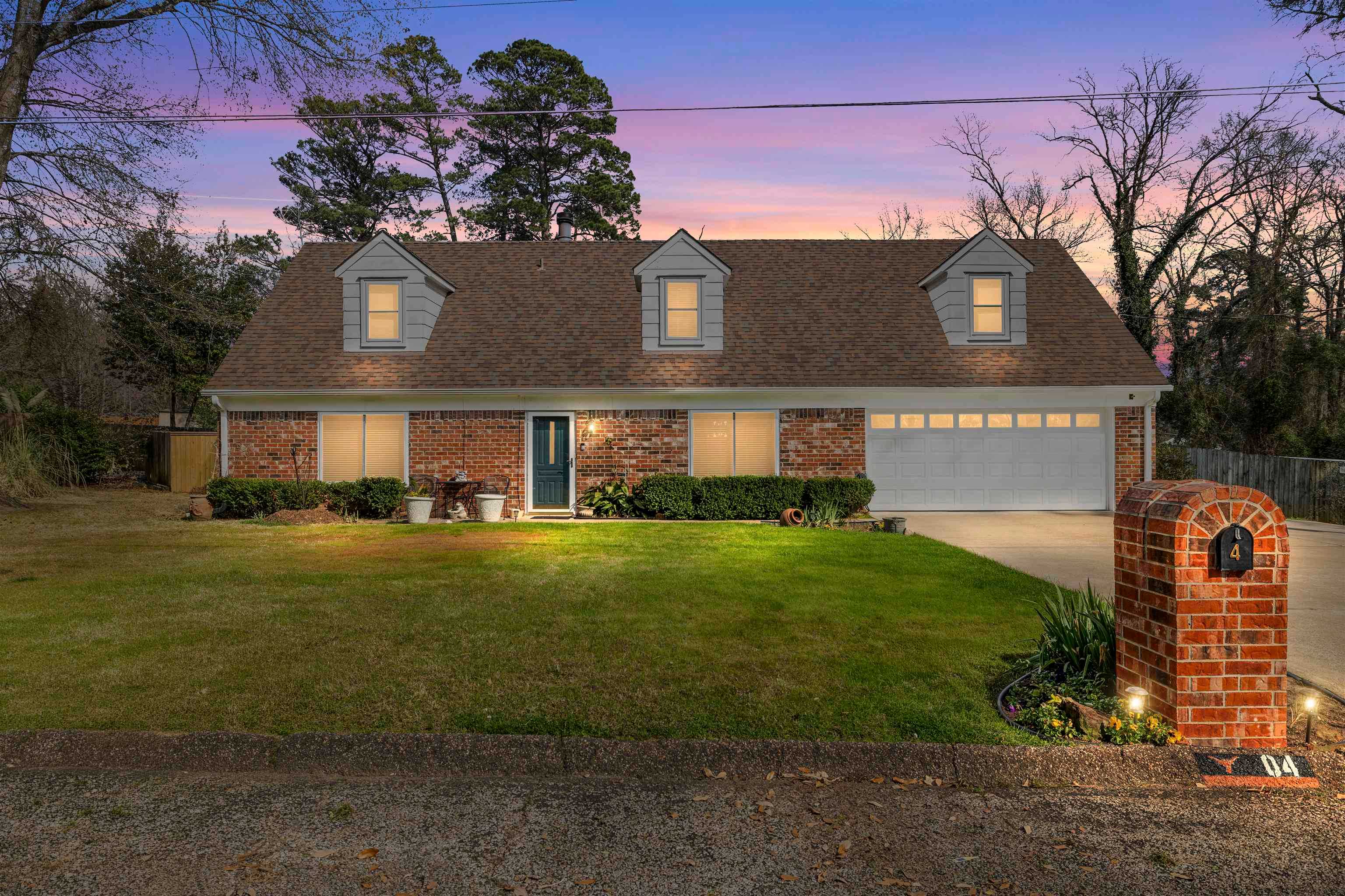 4 Spring Valley Cir Longview Texas United States, for Sale, residential,  , Drake Chapman Real Estate, Brokerage