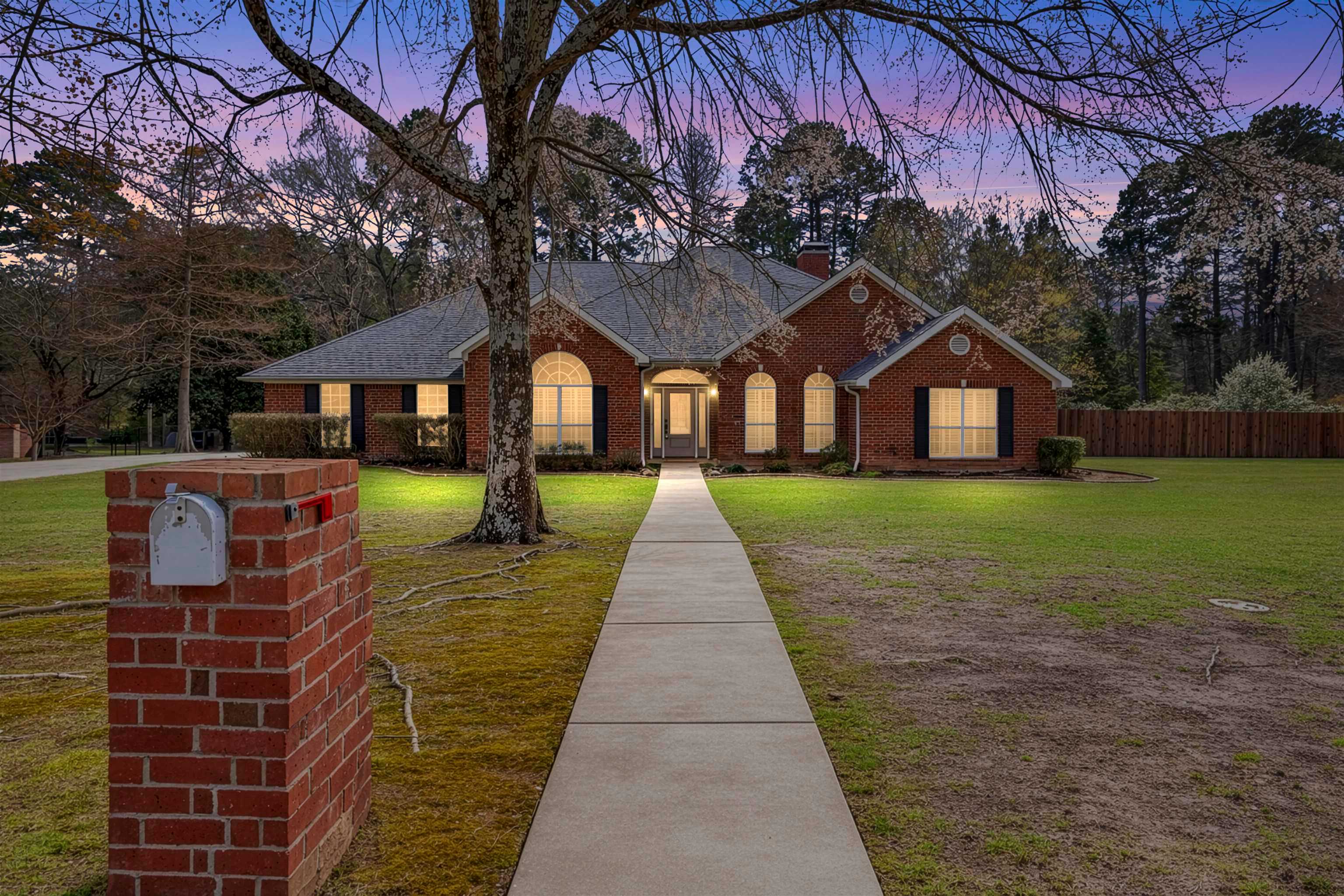 2 Tallwood Longview Texas United States, for Sale, residential,  , Drake Chapman Real Estate, Brokerage