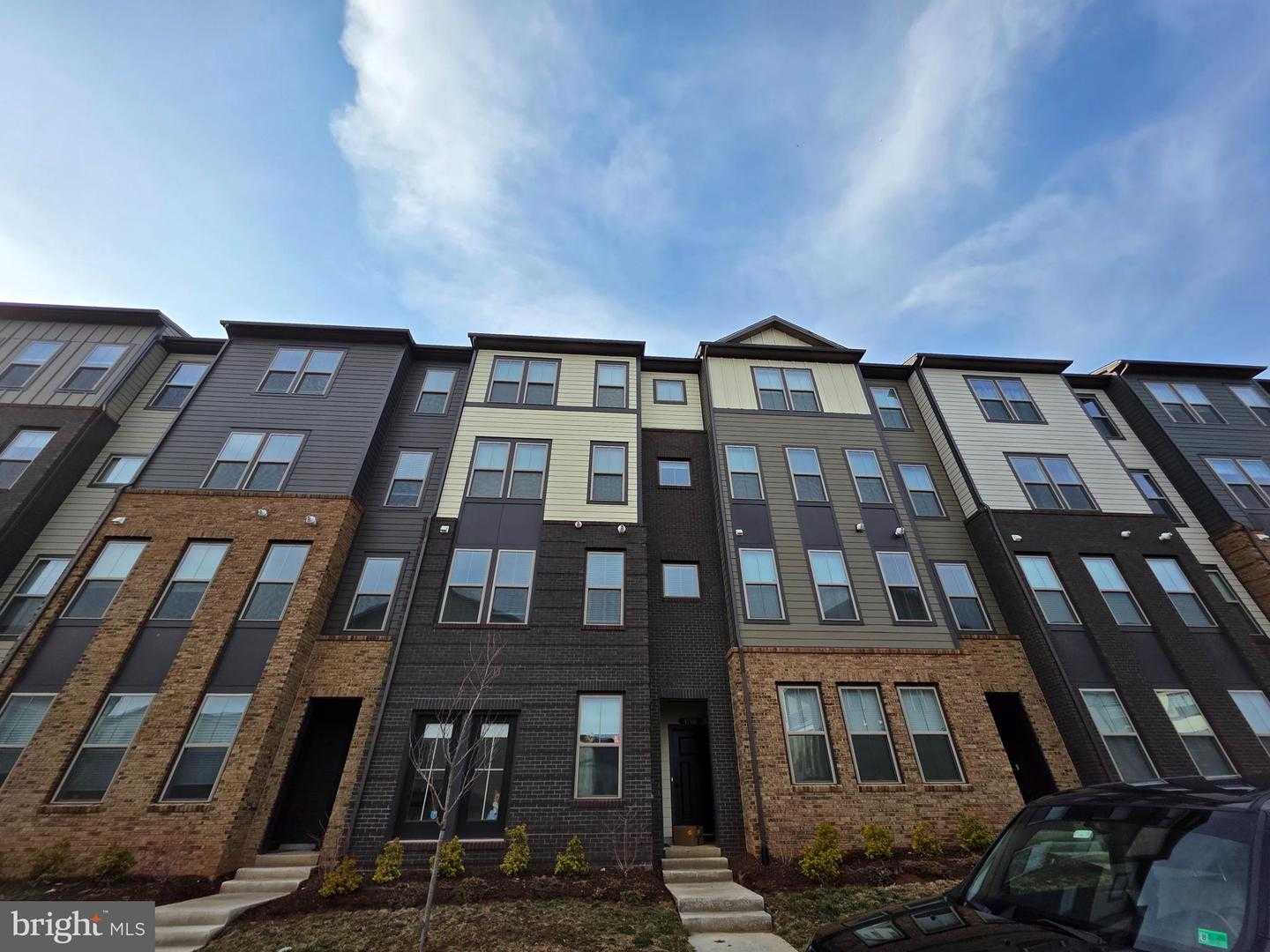 45916 SWALLOW TERRACE Sterling Virginia United States, for Sale, residential, Camille Payne, Samson Properties