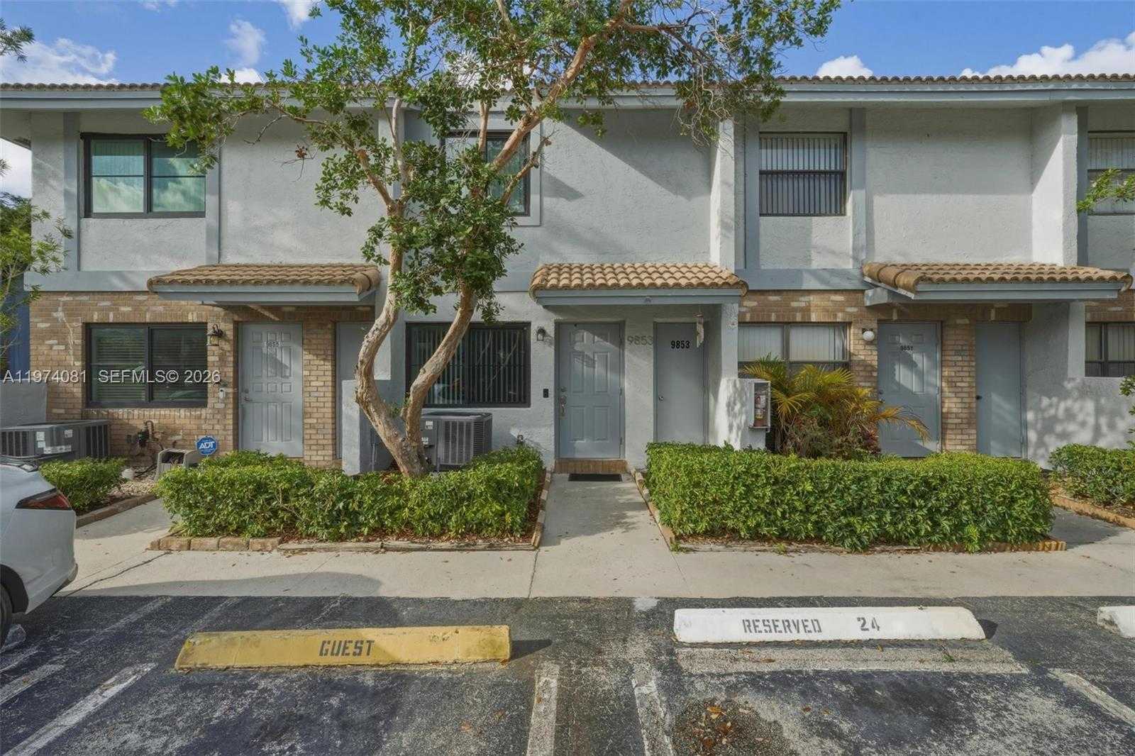 9853 Riverside Dr APT 8-24 Coral Springs Florida United States, for Sale, residential, Pierre J Denis, Realty 100