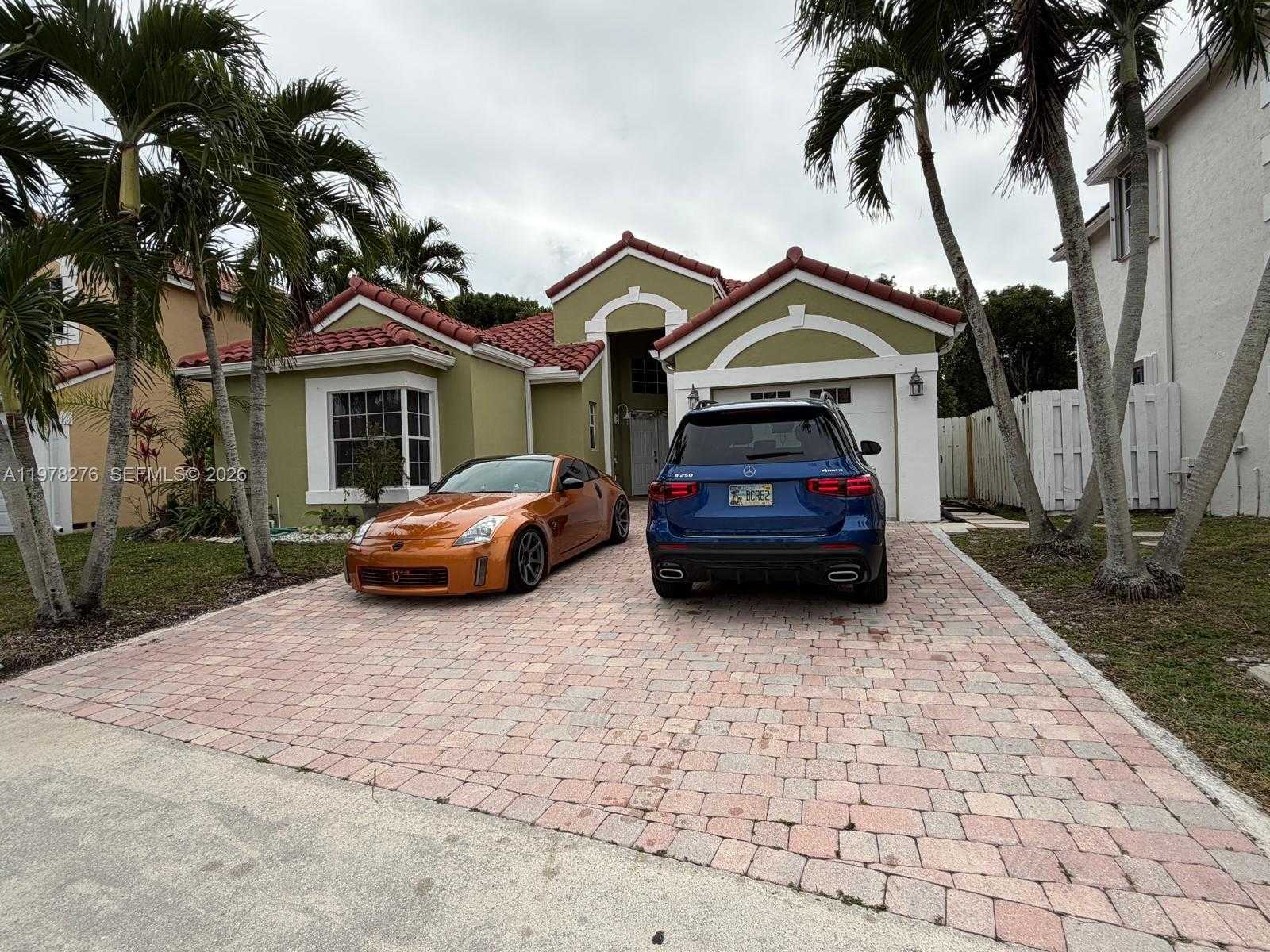 400 Somerset Way Weston Florida United States, for Sale, residential, Radmila Mandel, Florida Sky Realty Group