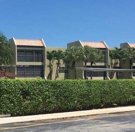 220 Lakeview Dr  APT 312 Weston Florida United States, for Rent, residential, Radmila Mandel, Florida Sky Realty Group