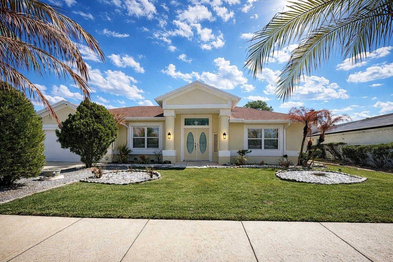 1011 CALIFORNIA CREEK DRIVE Oviedo Florida United States, for Sale, residential, Fritz Wardlow, HomeSmart