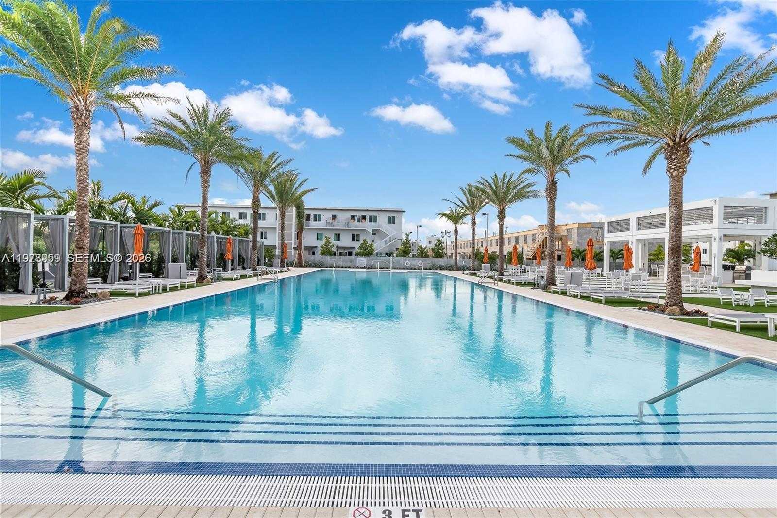 6410 NW 102nd Path  APT 303 Doral Florida United States, for Rent, residential, Roberto Villasmil, Interinvestments Realty, Inc.