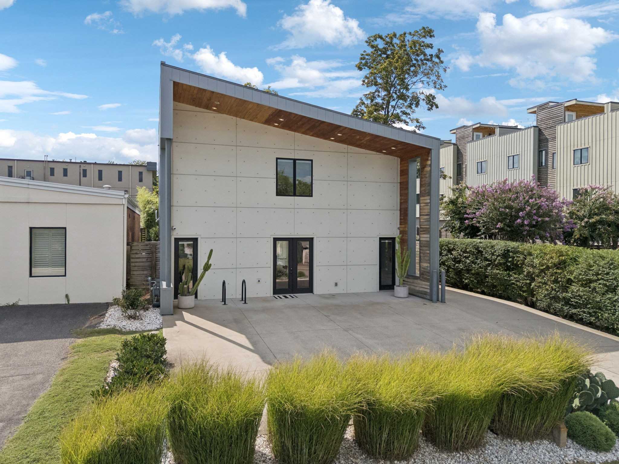 2517 White Ave Nashville Tennessee United States, for Sale, commercial, Amy Kempf, Reliant Realty ERA Powered