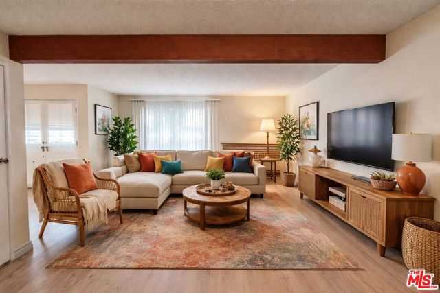 21 Northwoods Lane La Crescenta California United States, for Sale, residential, Seta Rostomian, Berkshire Hathaway HomeService Crest Real Estate