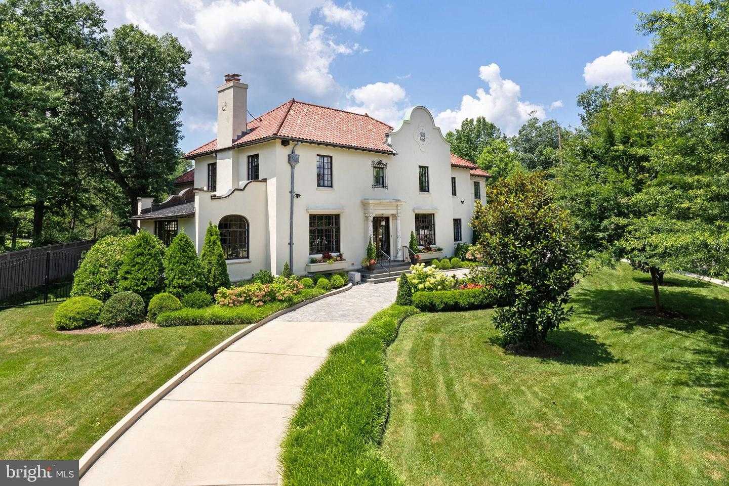 3400 MASSACHUSETTS AVENUE Washington District Of Columbia United States, for Sale, residential, Edward Giles, Georgetown Realty Group