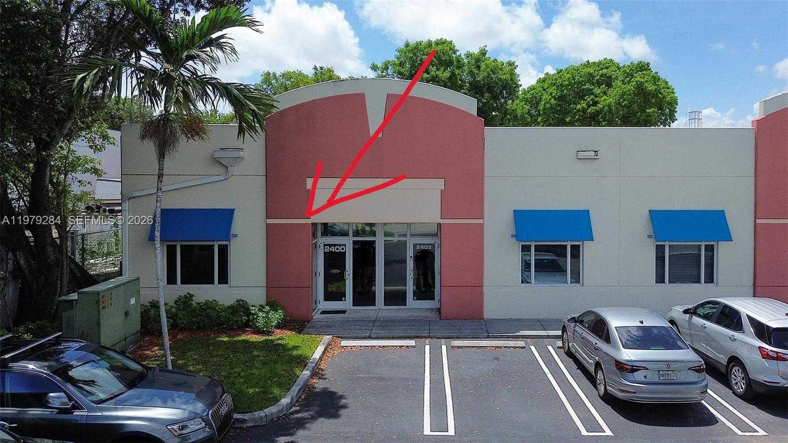 2400 NW 87th Pl  APT 1 Doral Florida United States, for Lease, commercial, Roberto Villasmil, Interinvestments Realty, Inc.