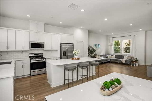 935 E Mason Lane APT 52 Anaheim California United States, for Sale, residential, Henry Hernandez, VirtuaLending