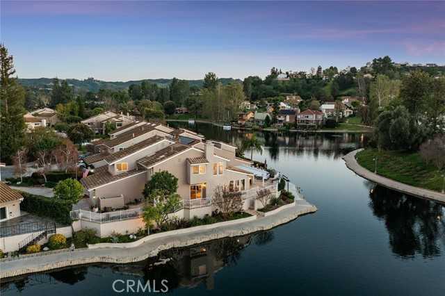 4707 Park Olivo  APT N Calabasas California United States, for Sale, residential, Scott & Sherry Walter, Beverly & Co.