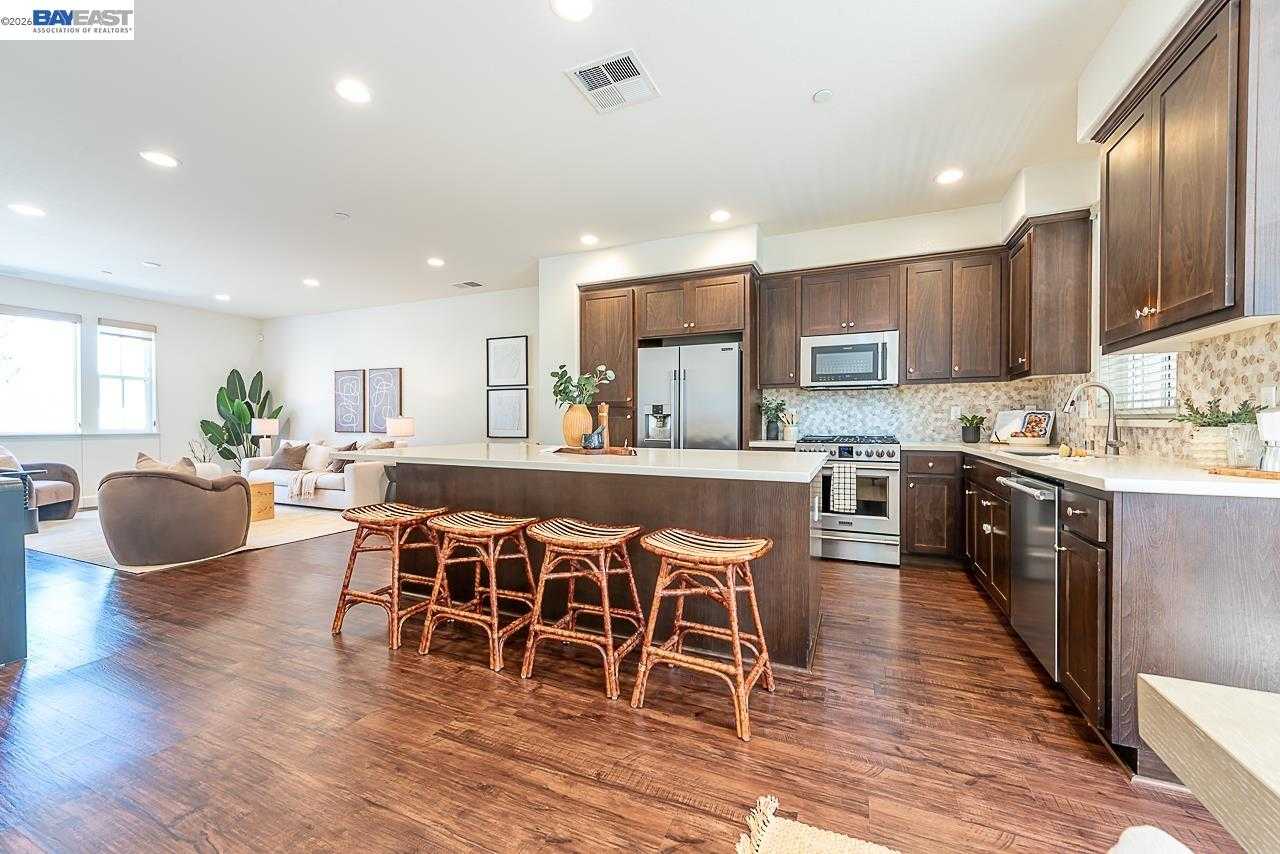 33479 Alvarado Niles Rd, Union City · 2019 Townhome at Monarch at Soares Ranch | Open House Saturday May 9 · $1,175,000, Photo 16