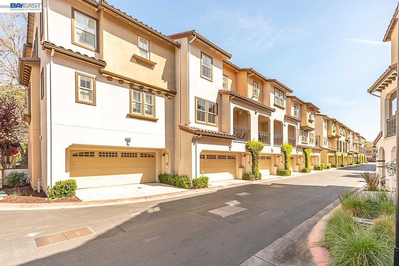33479 Alvarado Niles Rd, Union City · 2019 Townhome at Monarch at Soares Ranch | Open House Saturday May 9 · $1,175,000, Photo 51