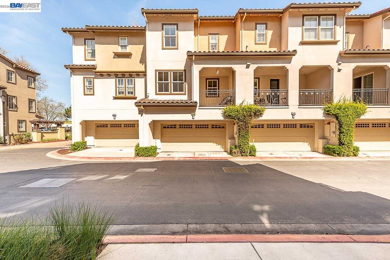 33479 Alvarado Niles Rd, Union City · 2019 Townhome at Monarch at Soares Ranch | Open House Saturday May 9 · $1,175,000, Photo 52