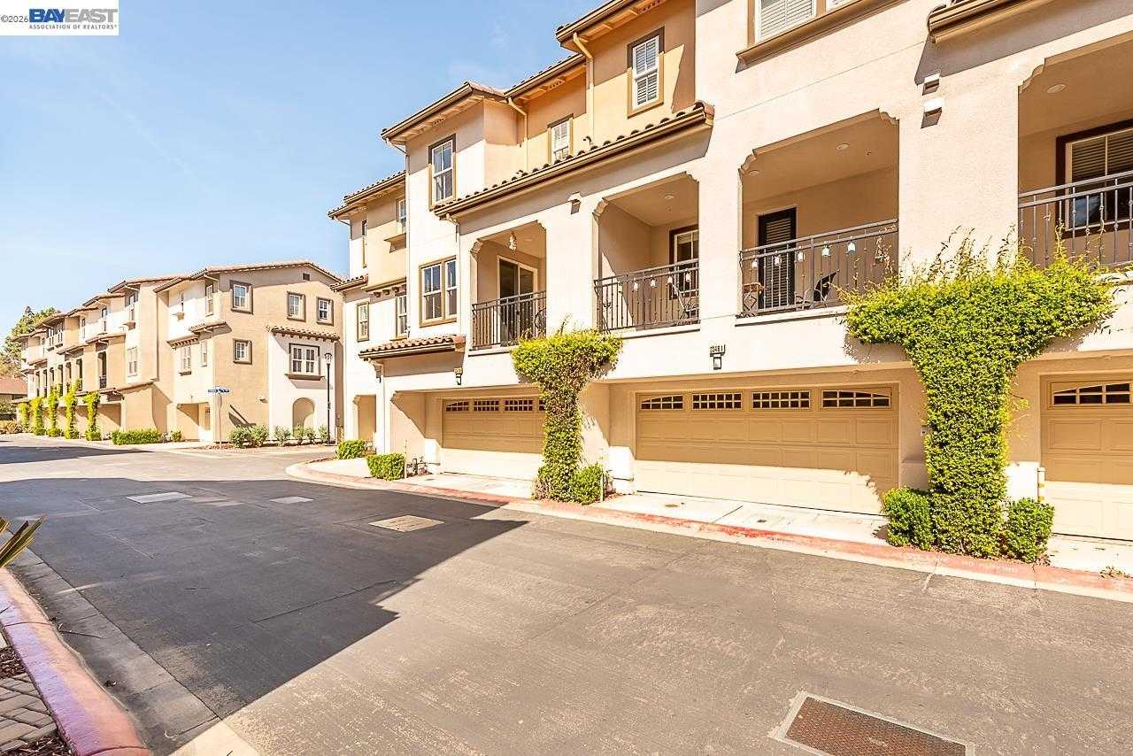 33479 Alvarado Niles Rd, Union City · 2019 Townhome at Monarch at Soares Ranch | Open House Saturday May 9 · $1,175,000, Photo 53