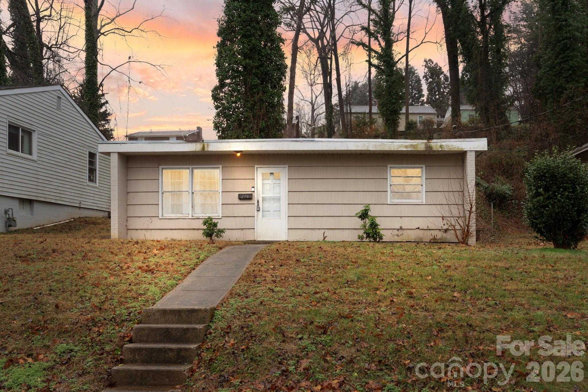 238 Bond Street Winston Salem North Carolina United States, Sale Pending, residential,  , The Headley Group Realty