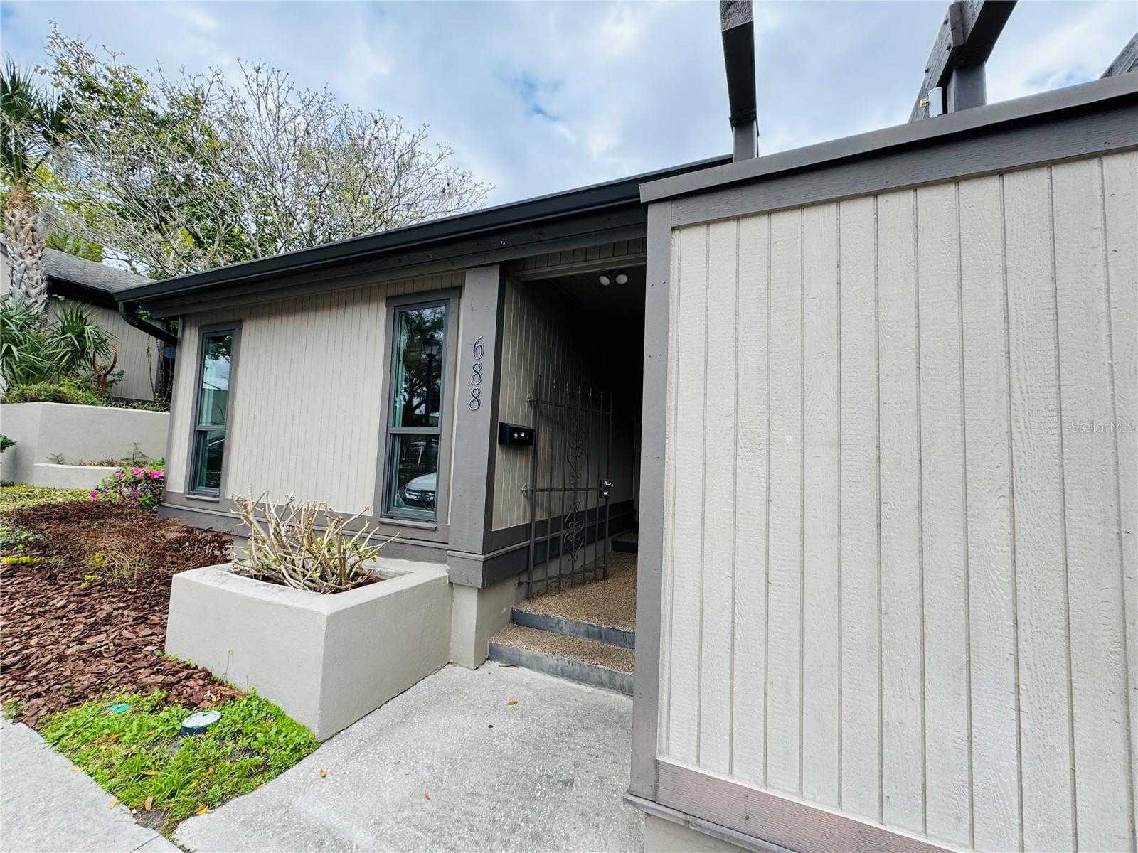 688 LAKE VILLAS DRIVE APT 688 Altamonte Springs Florida United States, for Sale, residential, Zaira Mejia, Spaces & Styles Group