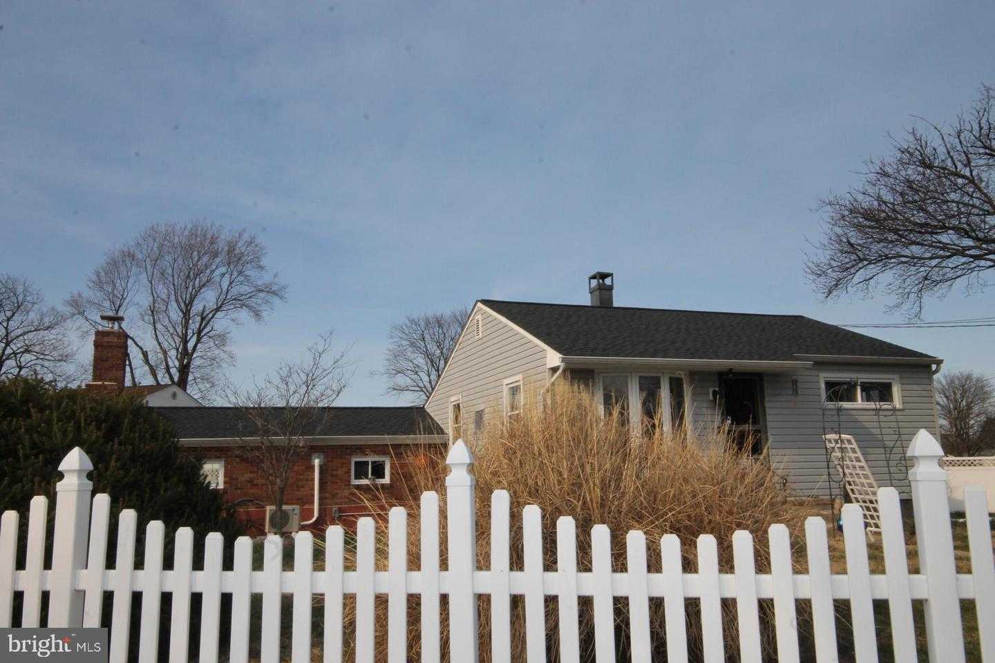 102 FERNGLEN AVENUE Glen Burnie Maryland United States, for Sale, residential, Litra  Simms, Simms and Associates