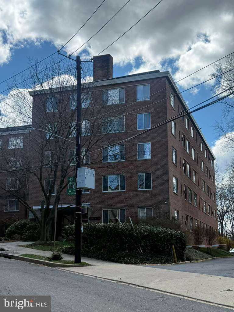 4100 W STREET APT 410 Washington District Of Columbia United States, for Rent, residential, Edward Giles, Georgetown Realty Group