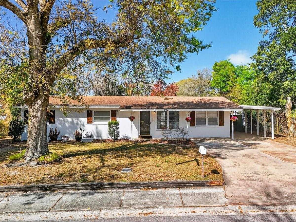 702 CARMEN DRIVE Ocoee Florida United States, for Sale, residential, Zaira Mejia, Spaces & Styles Group