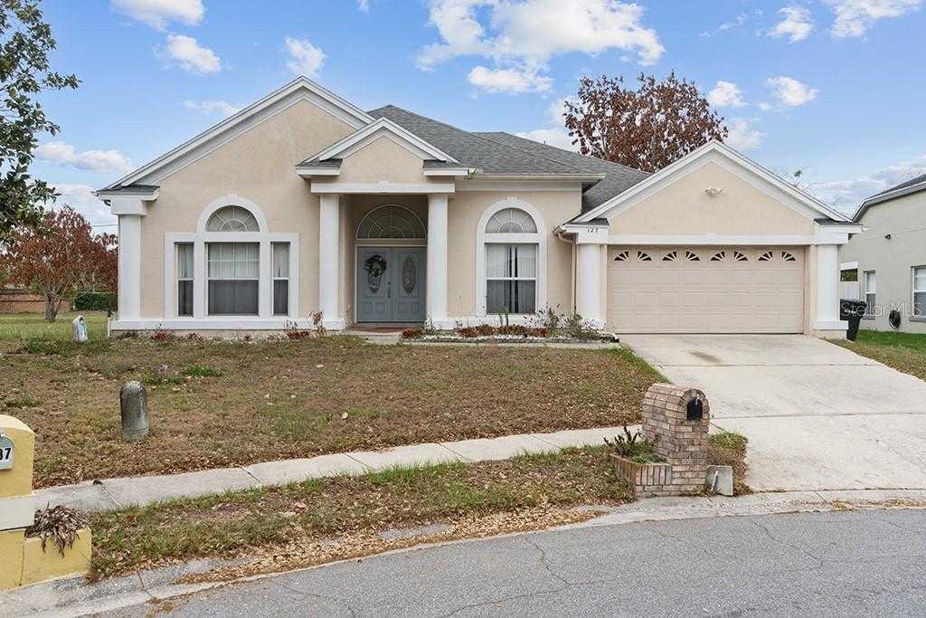127 ILIAD COURT Ocoee Florida United States, for Sale, residential, Zaira Mejia, Spaces & Styles Group
