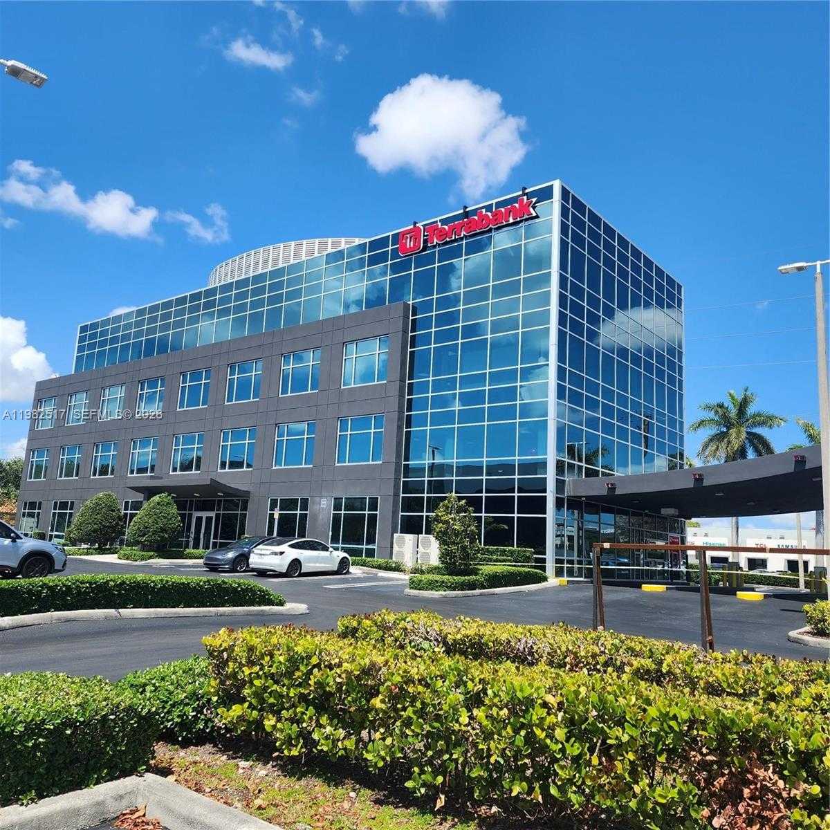 2500 NW 107th Ave  APT 400 Doral Florida United States, for Sale, commercial, Roberto Villasmil, Interinvestments Realty, Inc.
