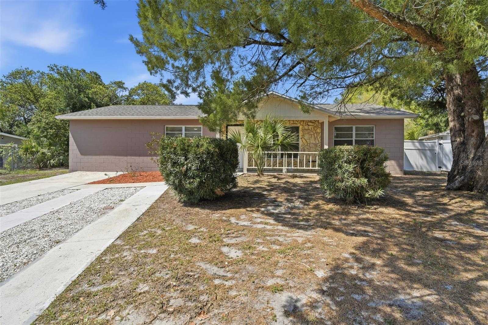 1102 BELLINI LANE Ocoee Florida United States, for Sale, residential, Zaira Mejia, Spaces & Styles Group