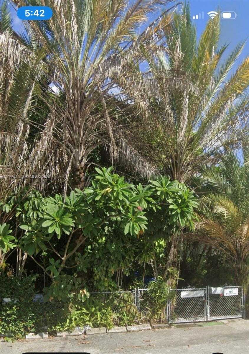361 NE 69th St Miami Florida United States, for Sale, commercial, Kimberley Gibson, InCom Commercial Example Office