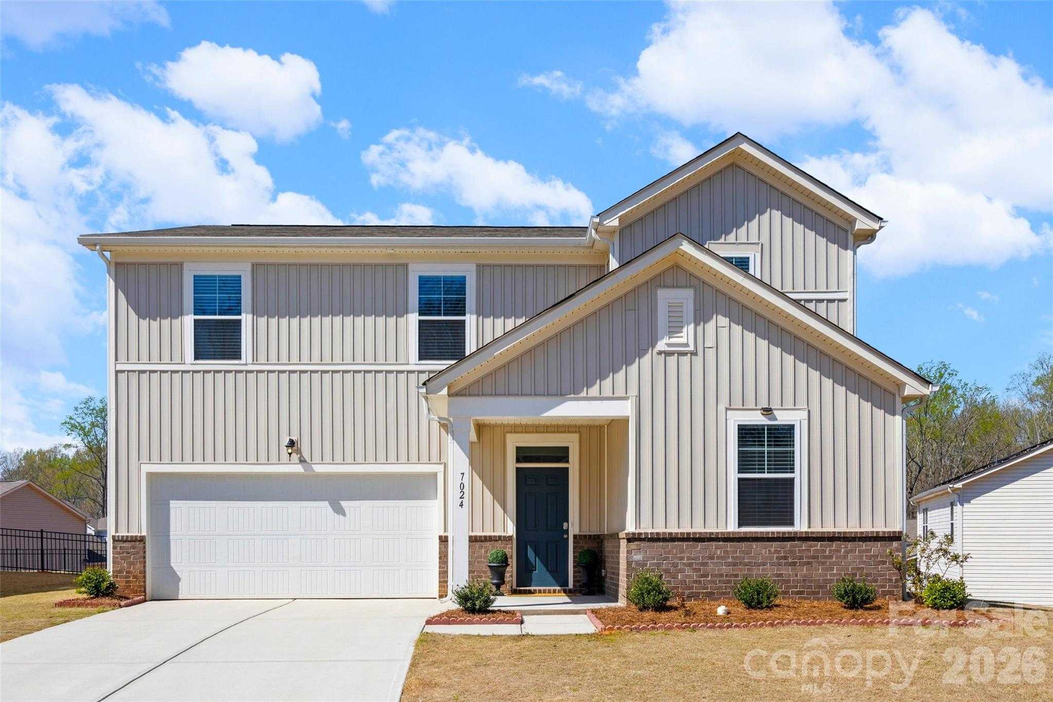 7024 Maple Run Circle Charlotte North Carolina United States, for Sale, residential, Kristen Haynes, New Home Buyers Brokers / Realty Pros