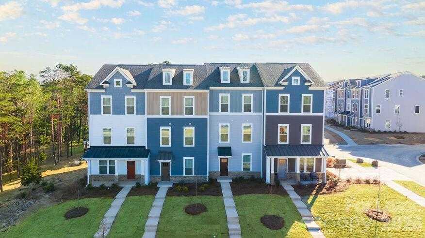 1018 Fairway Green Lane APT Landon Charlotte North Carolina United States, for Rent, residential, Kristen Haynes, New Home Buyers Brokers / Realty Pros