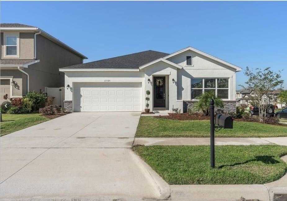 13329 MAGNOLIA VALLEY DRIVE Clermont Florida United States, for Sale, residential, Zaira Mejia, Spaces & Styles Group