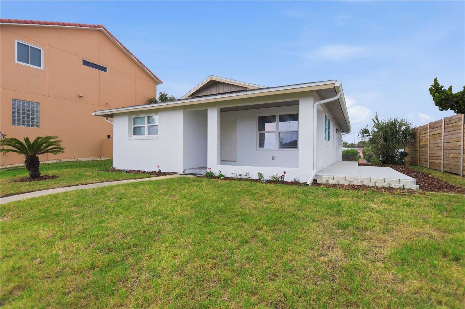 2722 S ATLANTIC AVENUE Daytona Beach Florida United States, Sale Pending, residential,  , DASH Real Estate Company