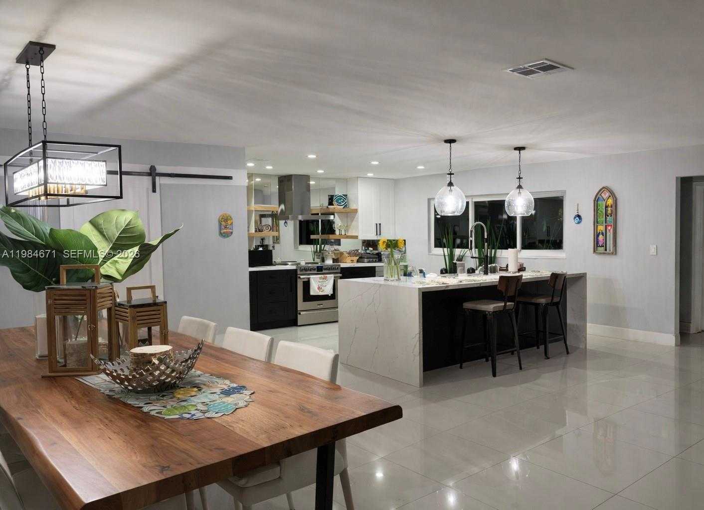 8123 SW 95th Ct Miami Florida United States, for Sale, residential, Kathy Jones, Incom Demo Demo Office