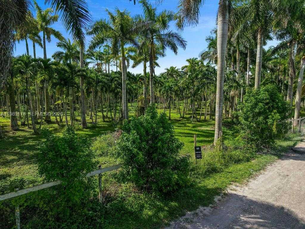 16050 SW 206th Ave Miami Florida United States, for Sale, commercial, Nicholas Clark, Incom New Example Office