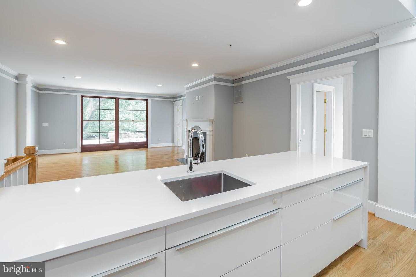 1351 WISCONSIN AVENUE APT 3C Washington District Of Columbia United States, for Rent, residential, Edward Giles, Georgetown Realty Group