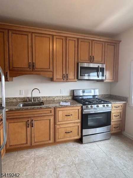 726 Garfield Ave Jersey City New Jersey United States, for Rent, residential, Jill Savva, Century 21 Cedarcrest Realty