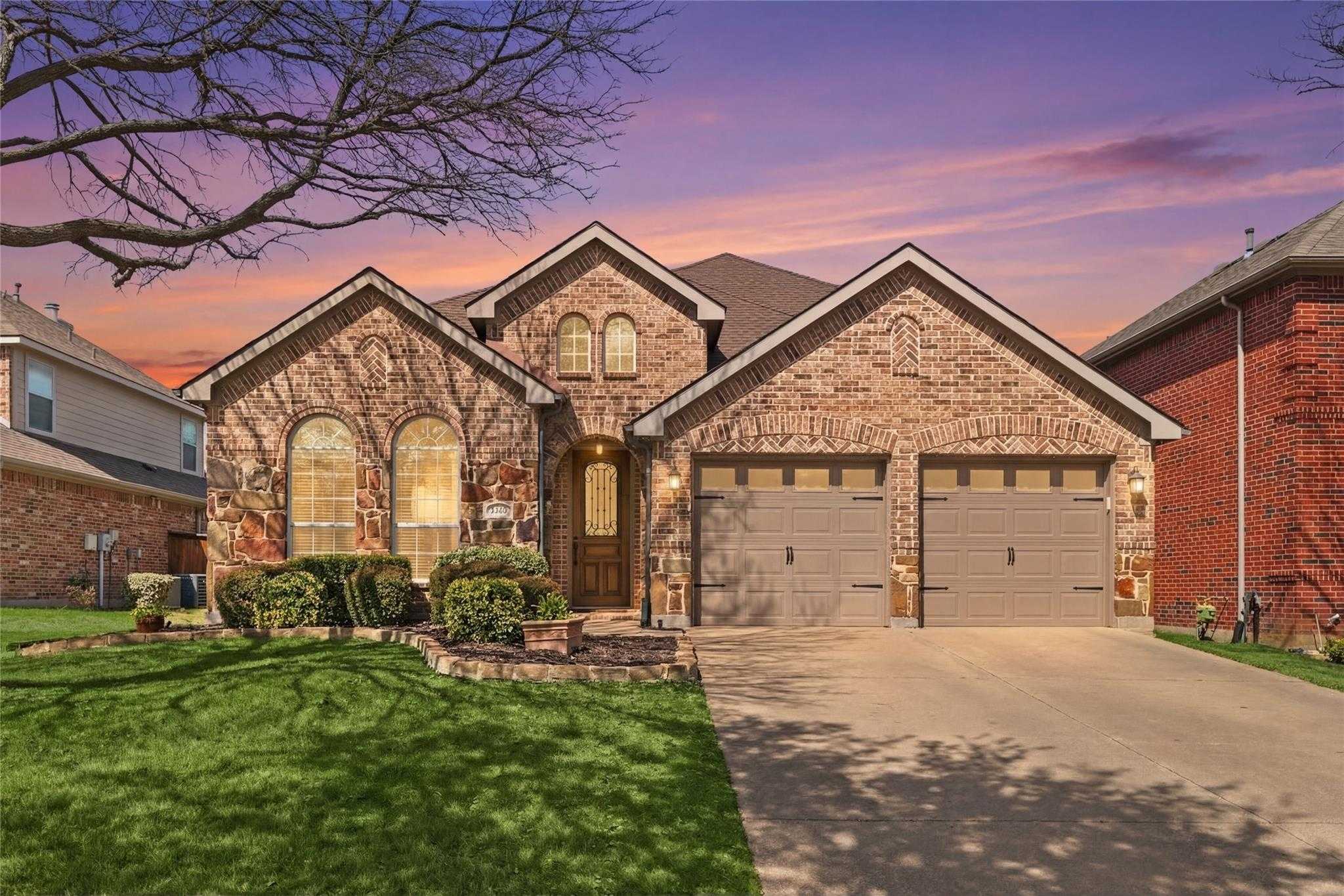 1211 Golf Club Drive Lantana Texas United States, for Sale, residential, Stacy Fritchen, Berkshire Hathaway HomeServices PenFed Realty