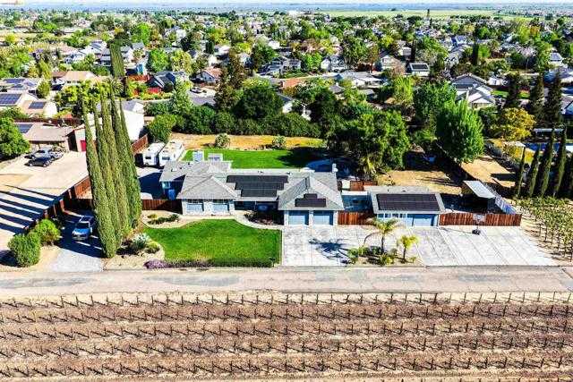 147 Loren Ln Oakley California United States, for Sale, residential, EVA CASTRO, HomeSmart Optima Realty