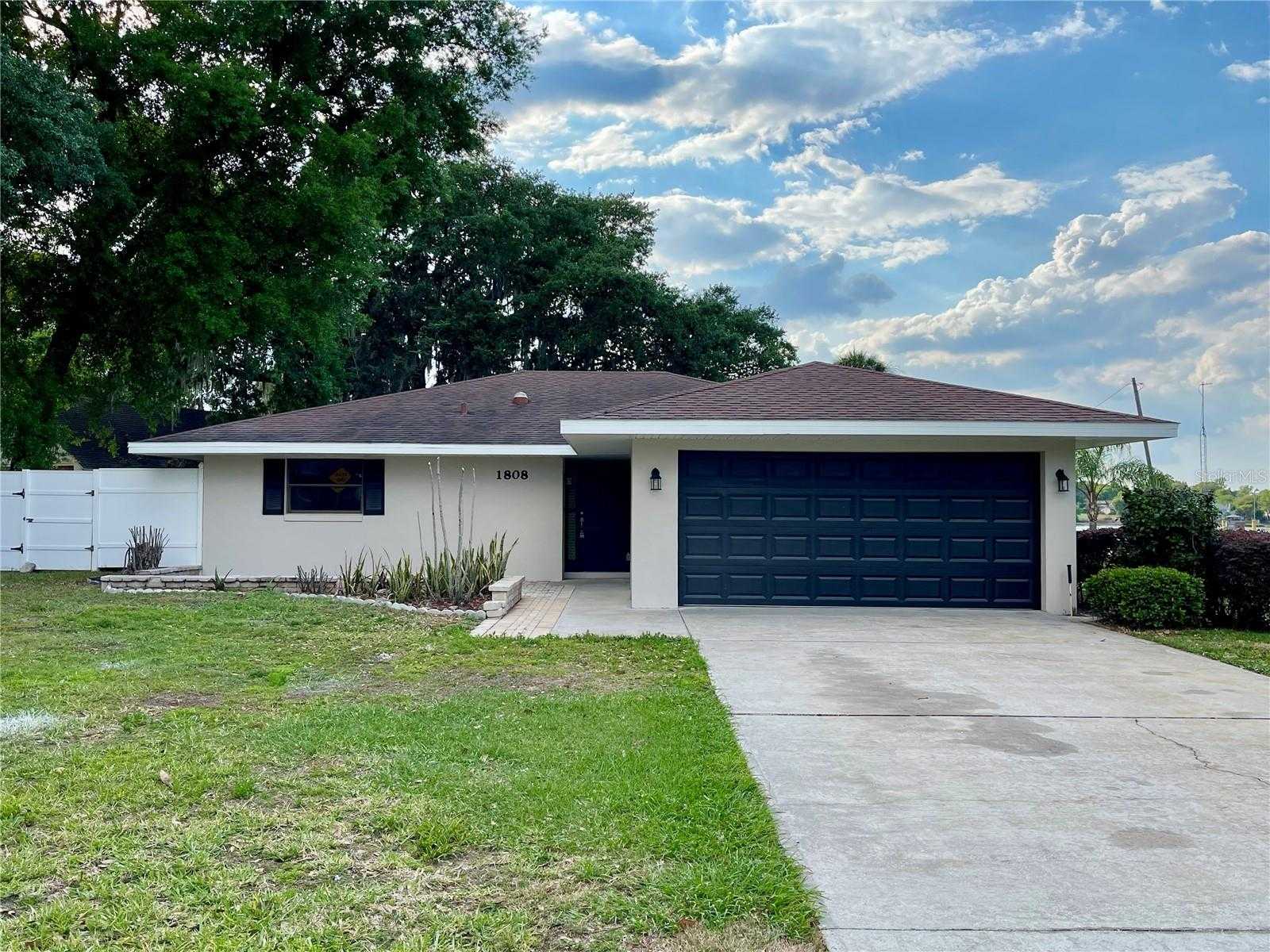 1808 SETTLE STREET Clermont Florida United States, for Sale, residential, Zaira Mejia, Spaces & Styles Group