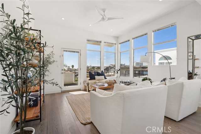647 1st Place Hermosa Beach California United States, for Sale, residential, Nelson Vianna, LA Execs Group