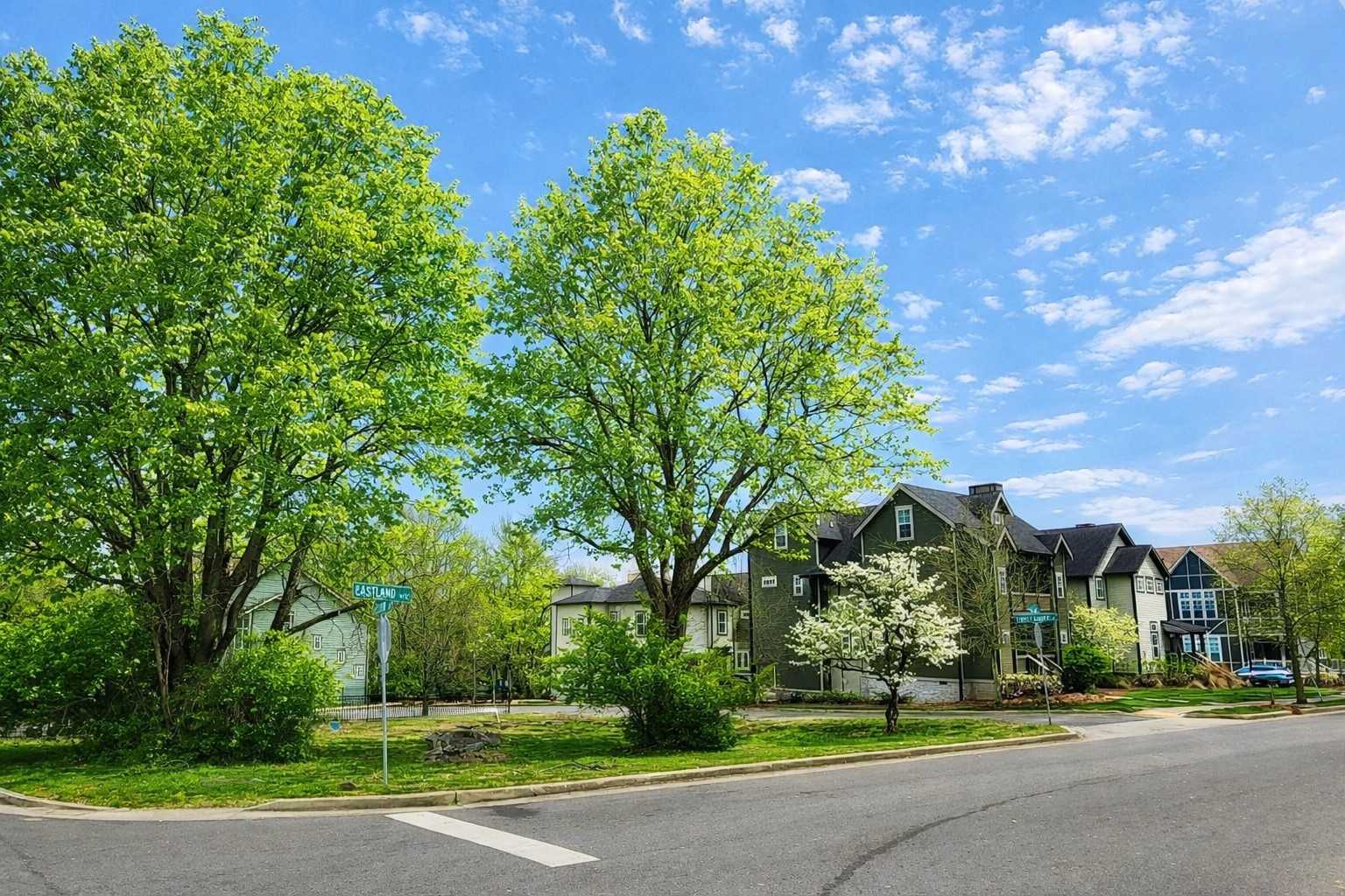 2822 Eastland Ave Nashville Tennessee United States, for Sale, commercial, Amy Kempf, Reliant Realty ERA Powered