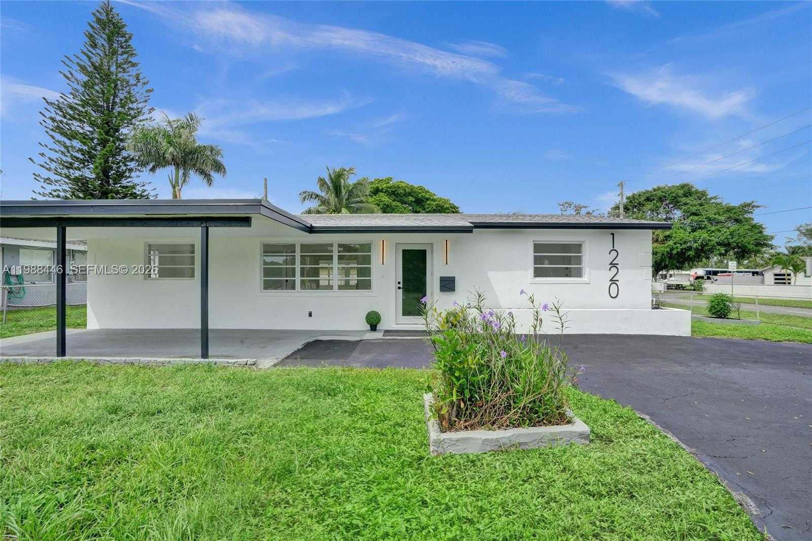1220 NE 8th St Pompano Beach Florida United States, for Sale, residential, Gloria Reynolds, Incom Example Demo Office
