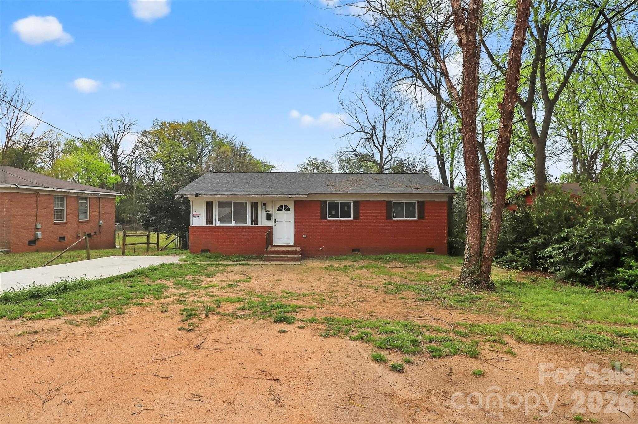1019 Lewiston Avenue Charlotte North Carolina United States, for Sale, residential, Kristen Haynes, New Home Buyers Brokers / Realty Pros