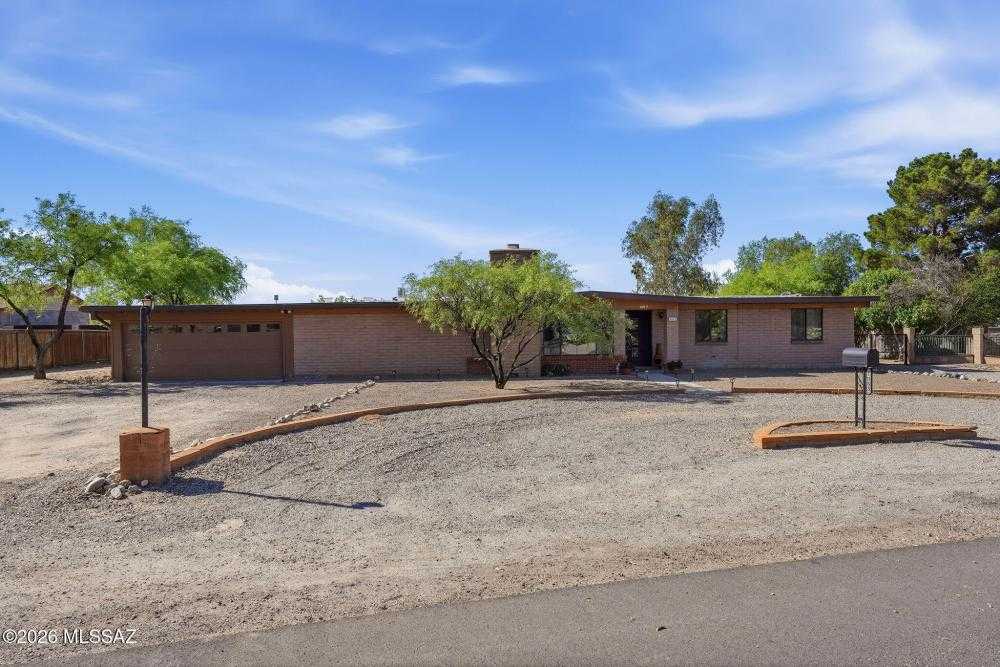 1063 Placita Camillia Tucson Arizona United States, for Sale, residential, Aaron Lieberman, TIERRA ANTIGUA REALTY
