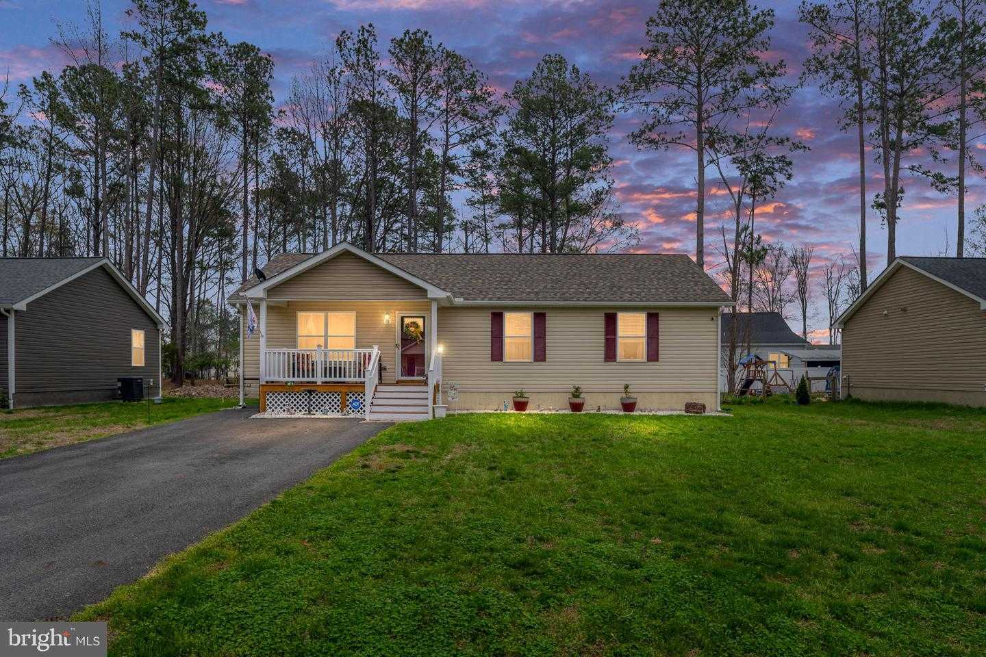 78 RUSTIC LANE Colonial Beach Virginia United States, Sale Pending, residential,  , HomeLife Access Realty