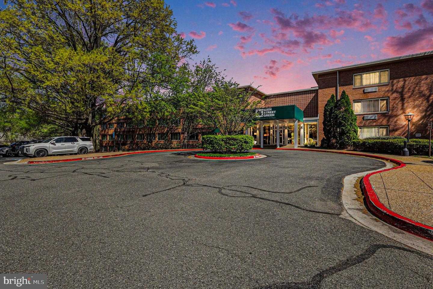 10570 MAIN STREET APT 203 Fairfax Virginia United States, for Sale, residential, Camille Payne, Samson Properties