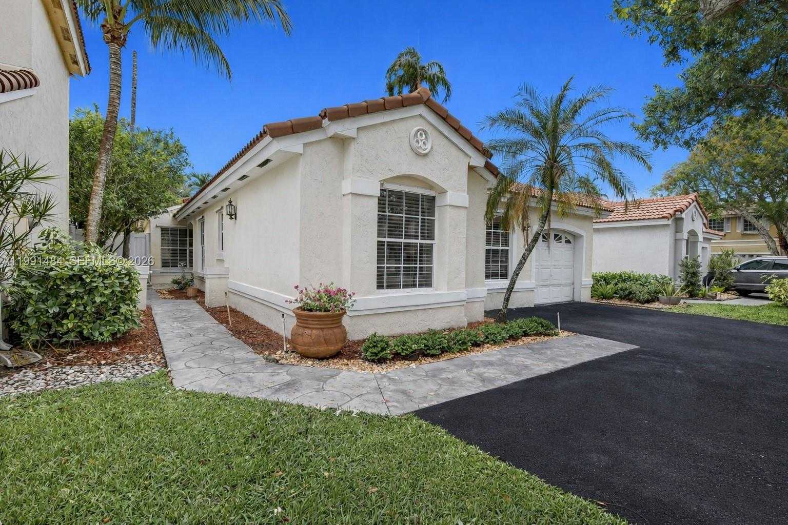 922 Opal Ter Weston Florida United States, for Sale, residential, Radmila Mandel, Florida Sky Realty Group